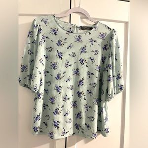 Floral and plaid top